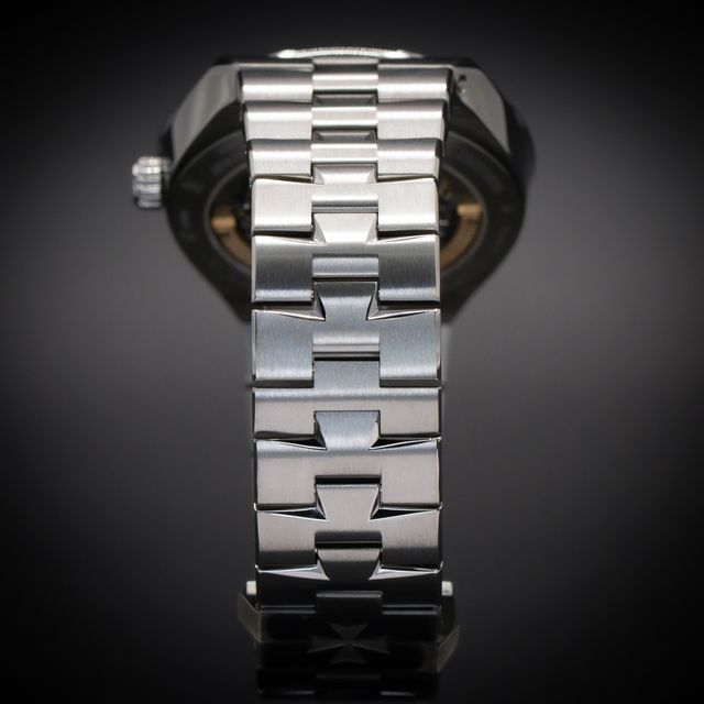 Vacheron Constantin Overseas 6000V/210T-B935 Image 3